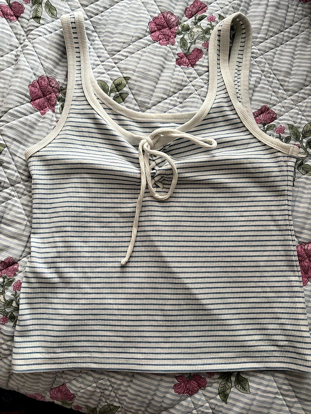 American Eagle Striped Tie-Front Tank in Blue & White Size Medium